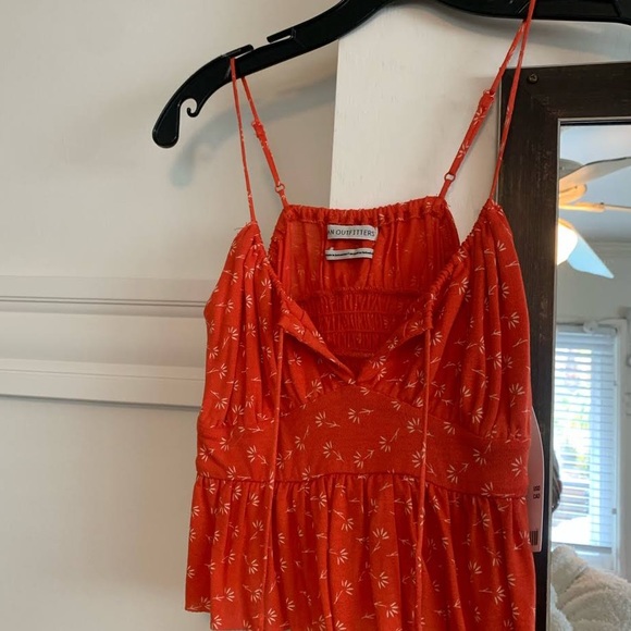 Urban Outfitters - Summer Tie Tank - Picture 2 of 7